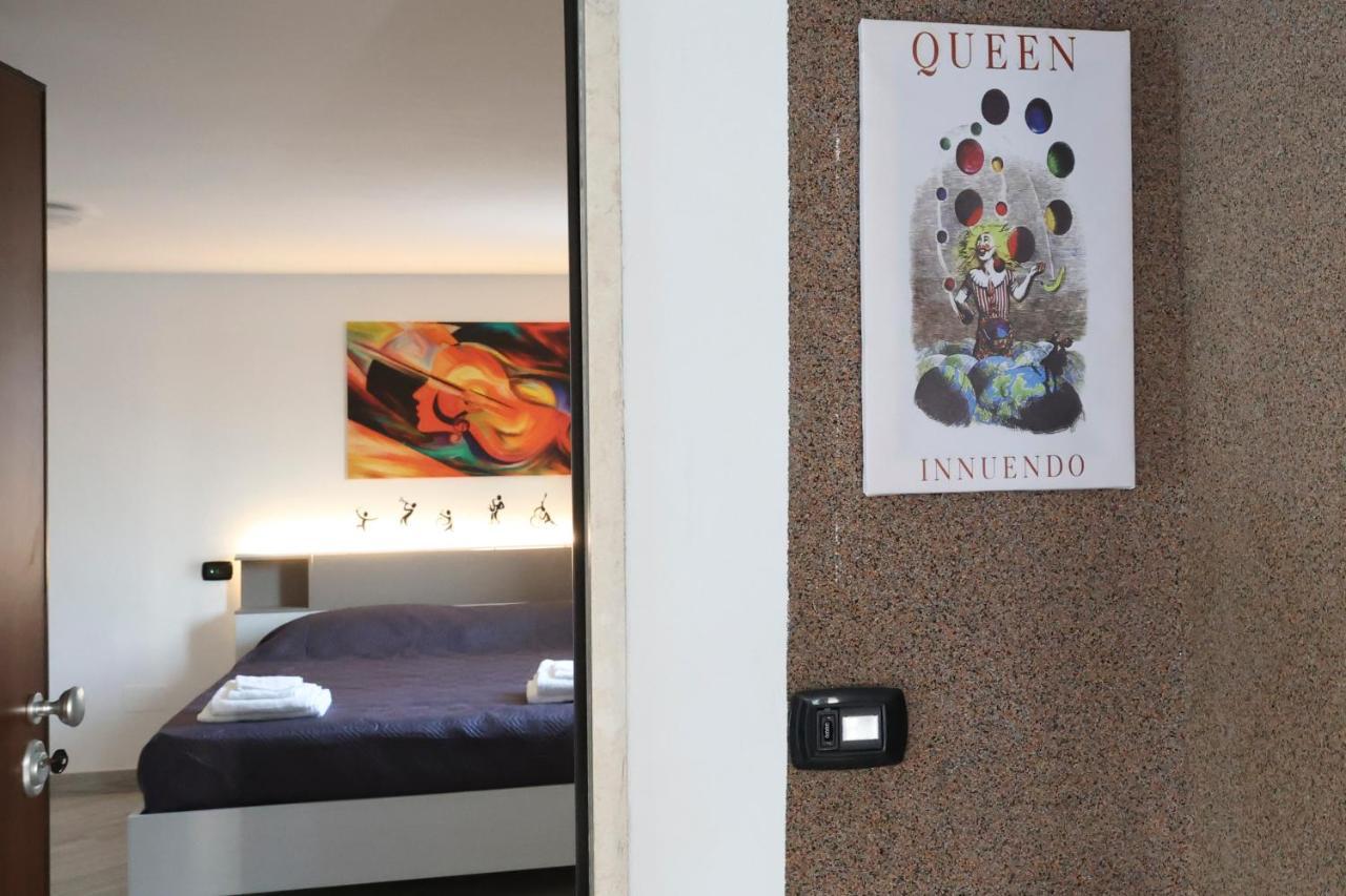 Innuendo La Terrazza House *